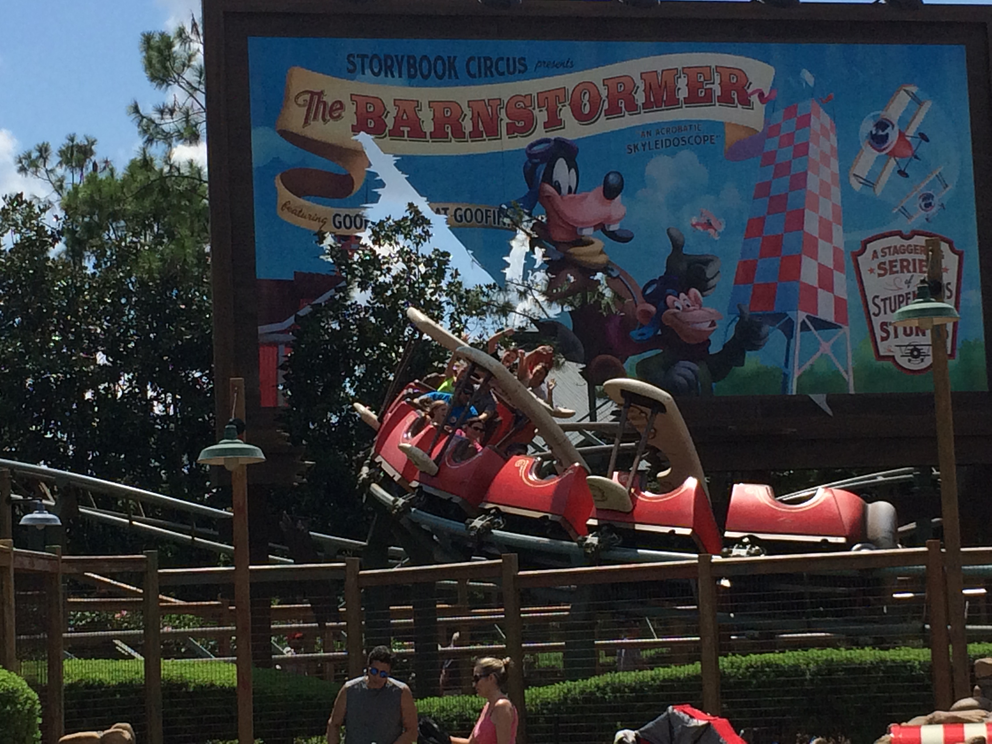 The Barnstormer Featuring Goofy as the Great Goofini